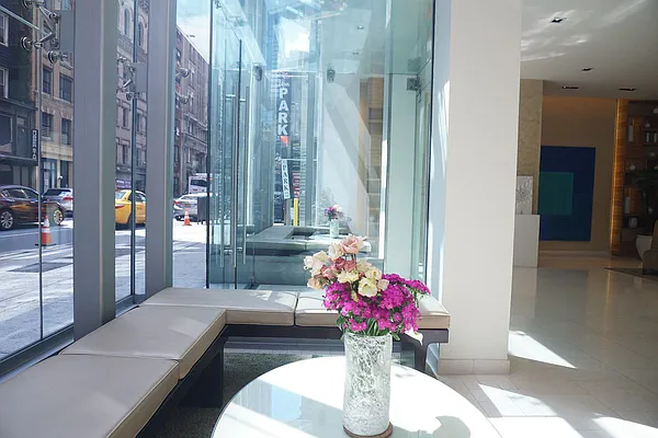 Rented by Renetta Real Estate | media 29