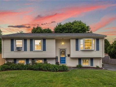 150 Marlow St, Cranston, RI, 02920