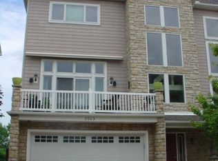 2263 City View Dr, Cleveland, OH 44113
