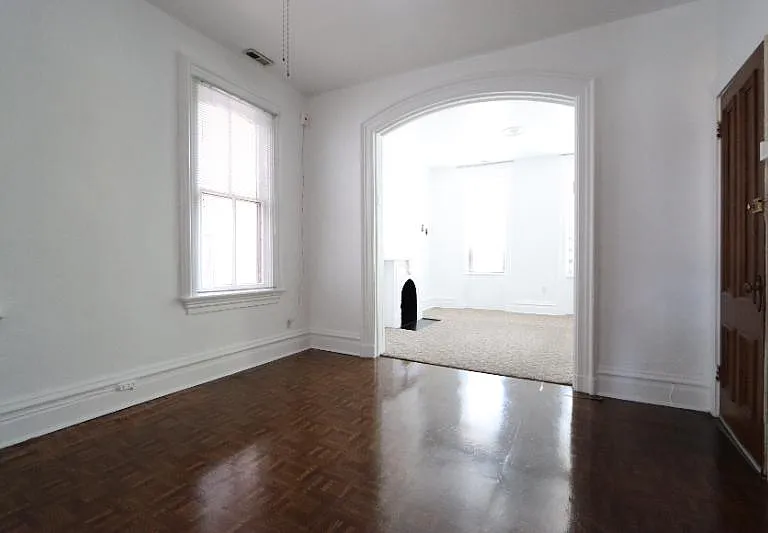 1411 W Lexington St #2 — Photo 4