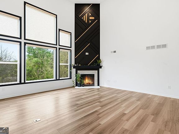 4th image of 8150 Scenic Ridge Way