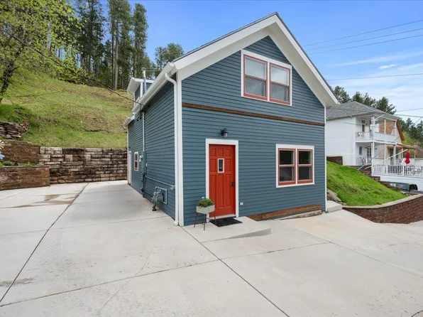 30 Adams St, Deadwood, SD 57732
