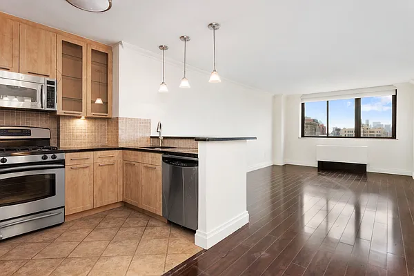 Rented by Compass | media 8