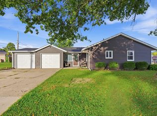 701 Lawn St, Winchester, IN 47394