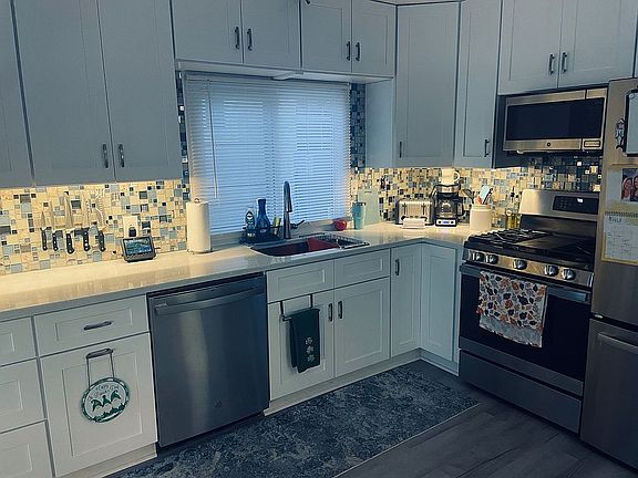 2nd image of 68 Cortez Way