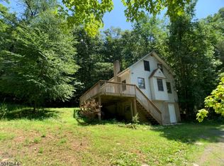 80 Martin View Rd, Lake Hopatcong, NJ 07849