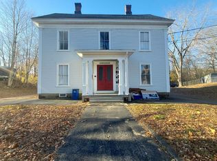 3 Packers Falls Rd, Newmarket, NH 03857