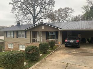 608 Sanota Dr, Anniston, AL 36206