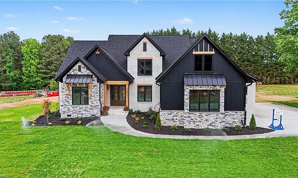 1st image of 2831 Lockland Dr