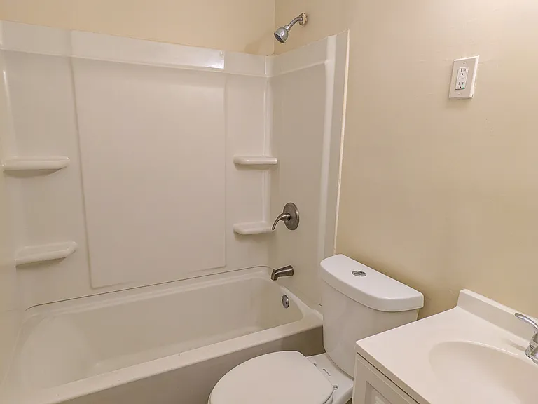 3054 Waters Rd SW — Photo 12
