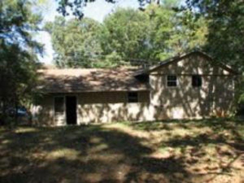 2nd image of 142 Flint River Rd