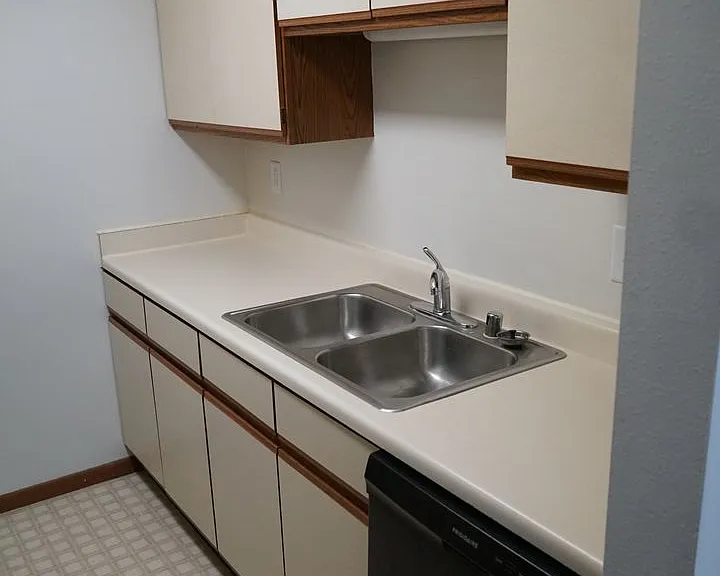 Orchard Village Apartments — Photo 62