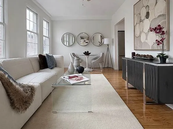 407 E 12th St, New York, NY 10009