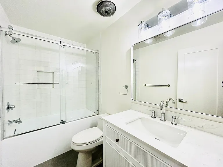 3735 Bagley Ave — Photo 12
