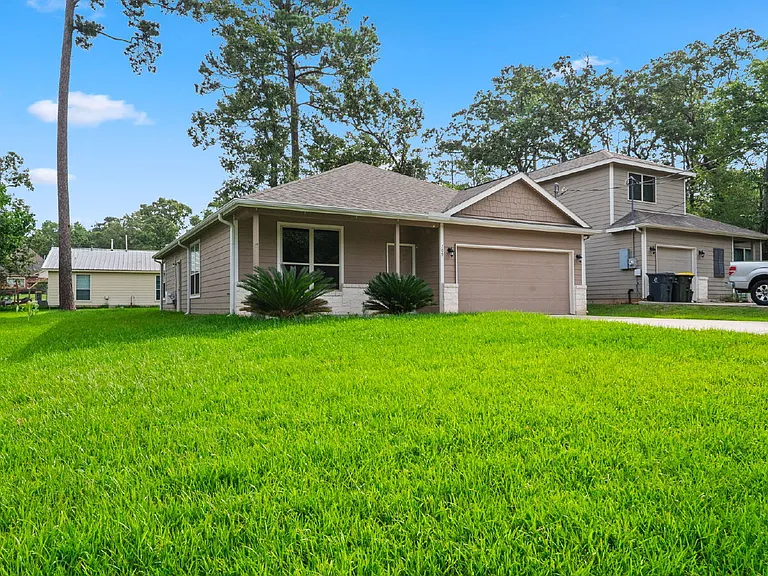 709 Little River Dr — Photo 15
