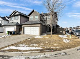 2 E Saddleland Way NE, Calgary, AB T3J 5K5
