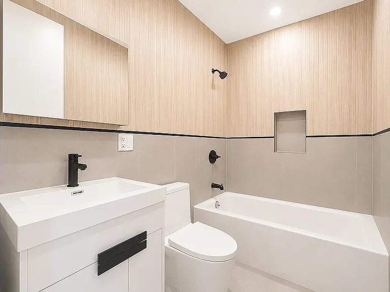 512 Onderdonk Ave #3C — Photo 14