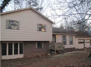 9211 Fuller Rd, Chattanooga, TN 37421