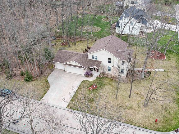 2nd image of 660 Sunset Dr