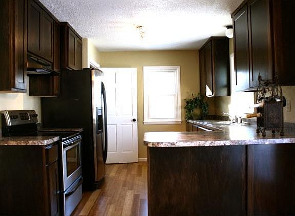 4th image of 22950 Woodbine St NW
