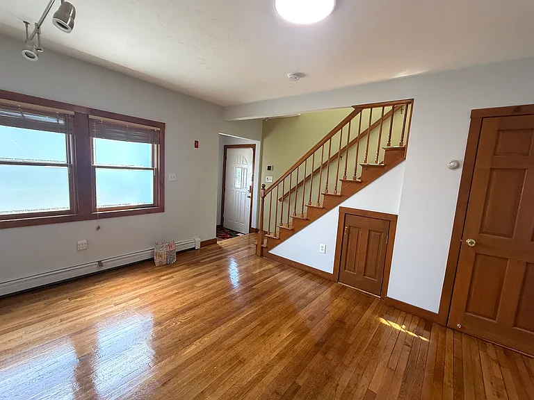 90 Belknap St — Photo 14