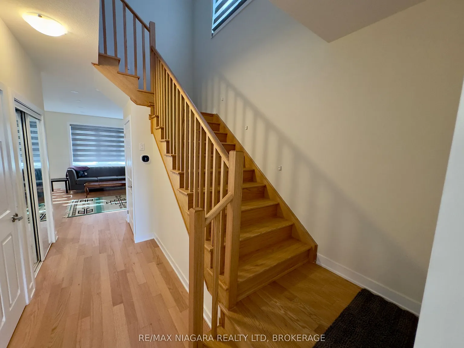 3 bed, $2,400 — Photo 2
