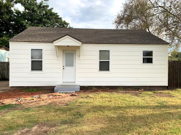1221 Locust Ave, Woodward, OK 73801