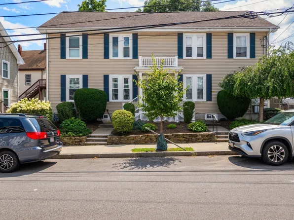 53 Myrtle St Unit 2, Waltham, MA 02453