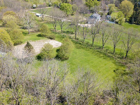 2nd image of 42 Valley Dr