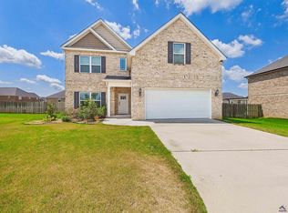 411 Avery Ct, Bonaire, GA 31005