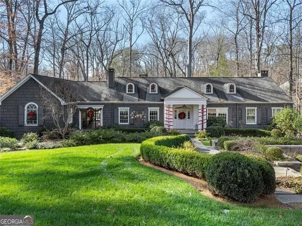 1290 W Wesley Rd NW, Atlanta, GA 30327