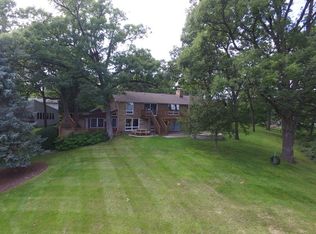 206 Oak Cv, Somonauk, IL 60552