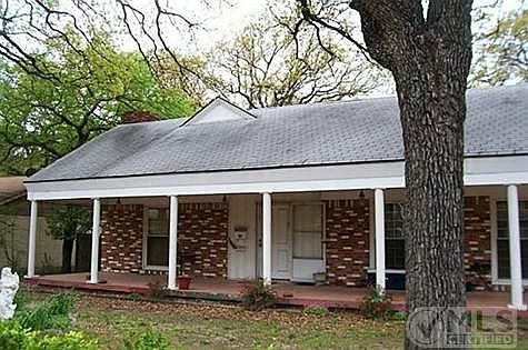 1st image of 1005 High School Ln