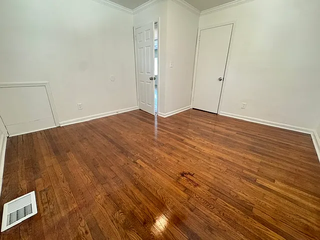 340 Adelle St SE — Photo 10