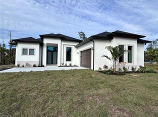 4891 20th St NE, Naples, FL 34120