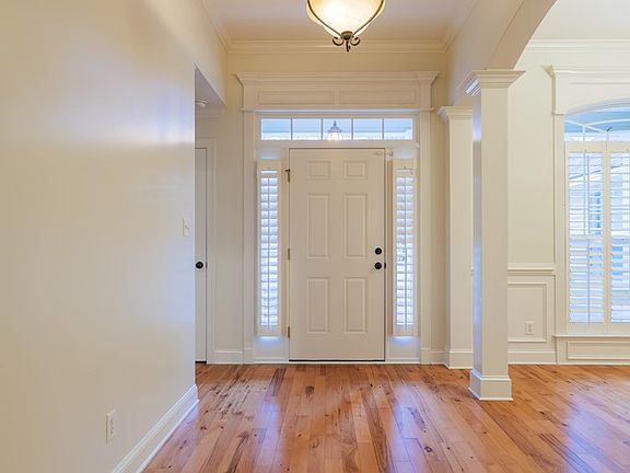 3rd image of 5370 Harlow Ln