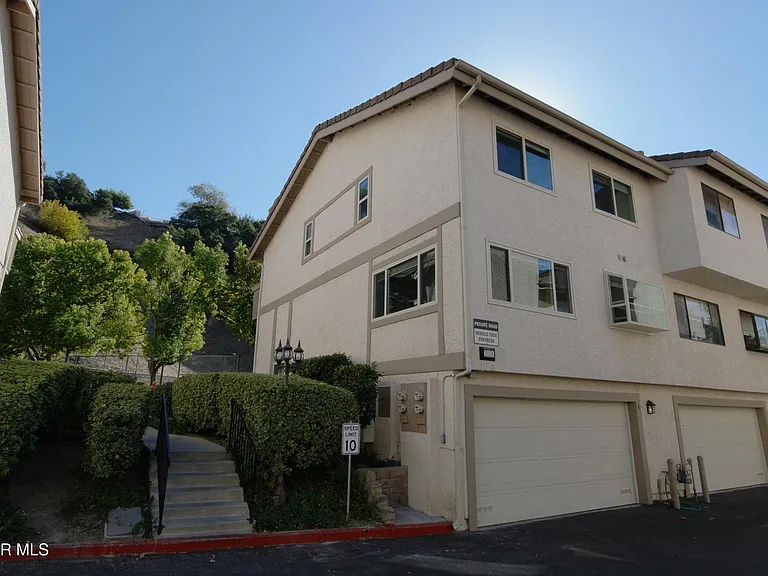 26118 Alizia Canyon Dr — Photo 33