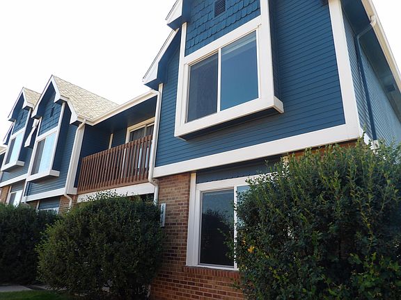 3rd image of 6419 Village Ln