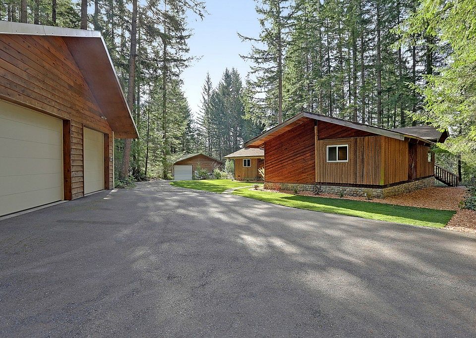 1st image of 25635 NE 30th Ct