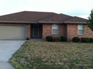 1204 E Melton Rd, Ozark, MO 65721