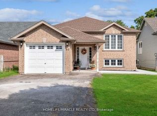 30 Jefferson Ct E, Welland, ON L3C 7G4