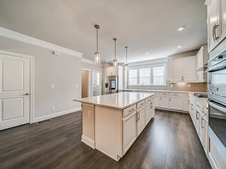 1363 Harris Way NE — Photo 20