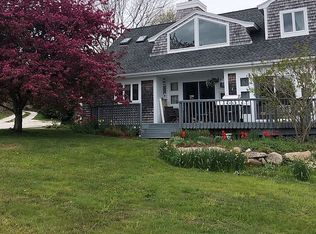 109 Marion Rd, Mattapoisett, MA 02739