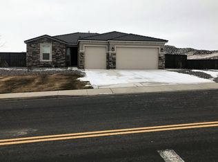 8395 Opal Station Dr, Reno, NV 89506