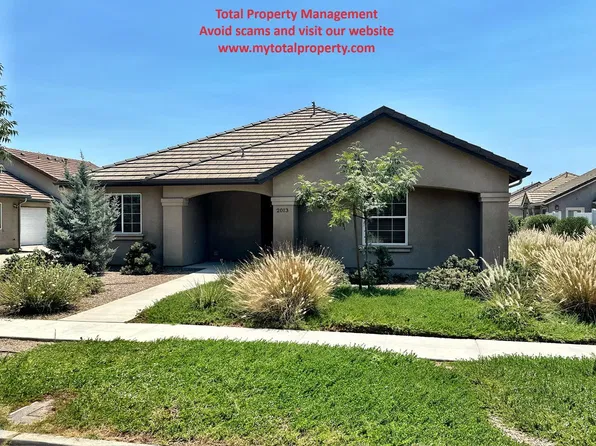 2013 Bella Oaks Dr, Tulare, CA 93274