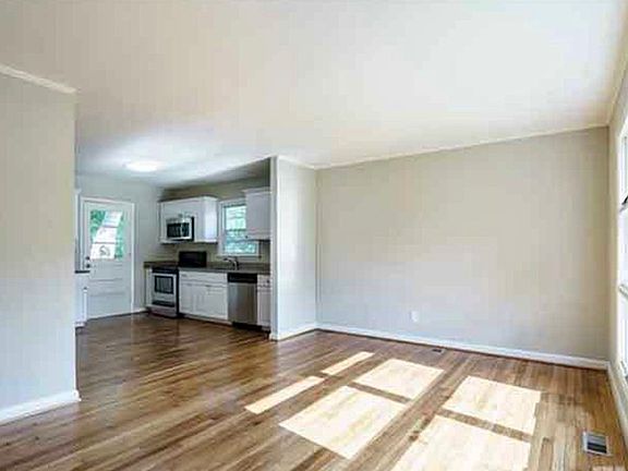 4th image of 600 Beverly Dr