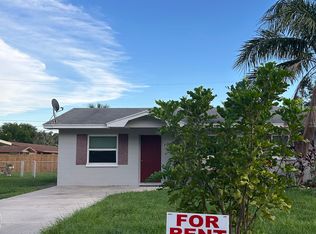 10158 106th Ter APT E, Largo, FL 33773