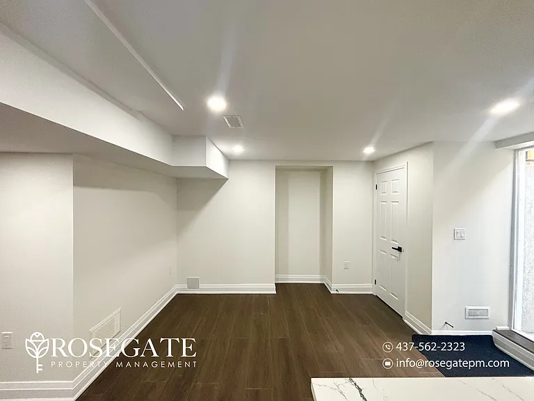 43 Arrowhead Dr #2 — Photo 7