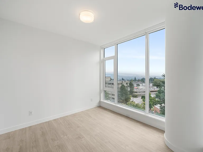 4988 Bennett St — Photo 11