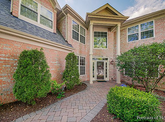 2nd image of 806 Barclay Dr